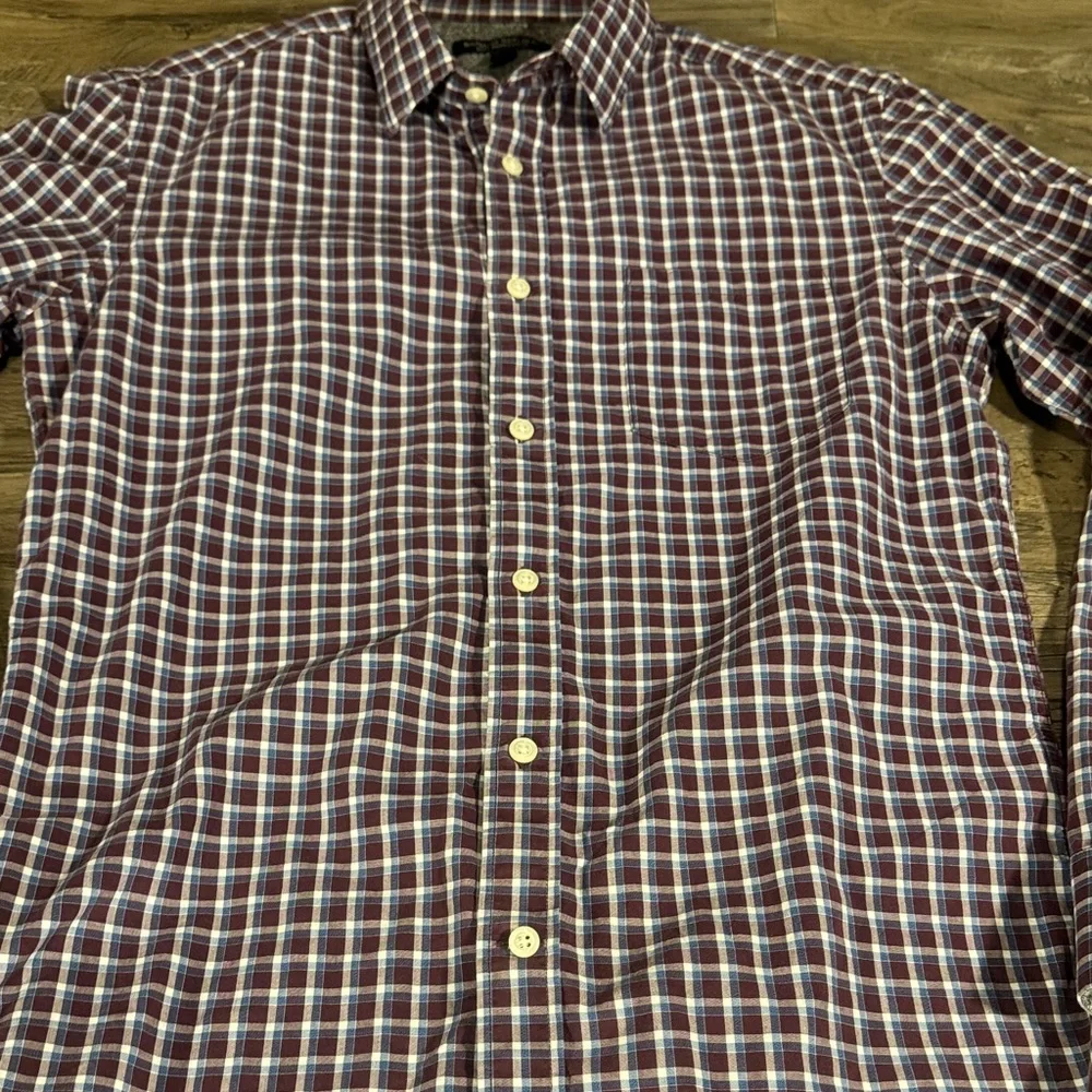 Banana Republic “Soft Wash Slim Fit” Plaid Shirt - Blue Red and White - Size S